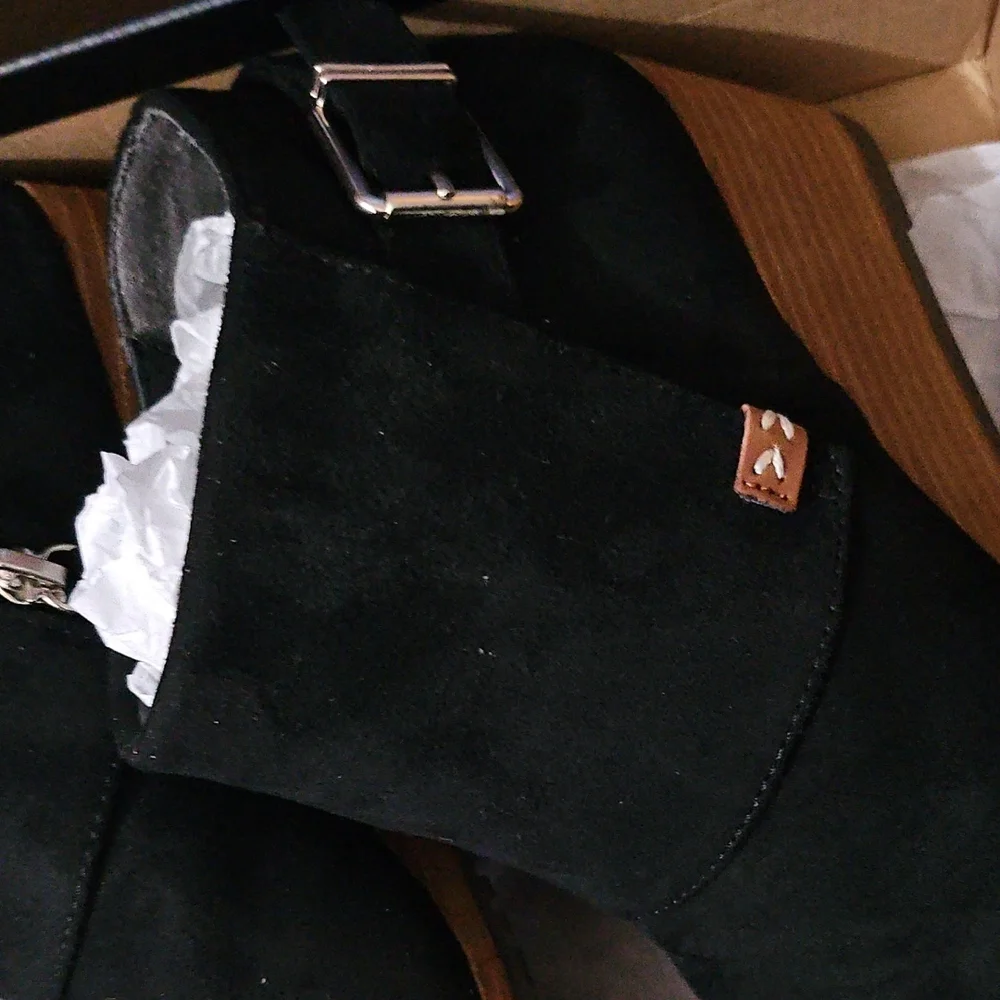 Dr. Scholl's Women's Create Wedge Booties (Black Microfiber) - Size 8.5